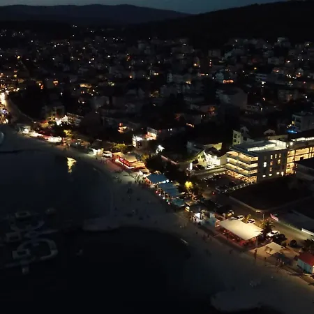 Lea Διαμέρισμα Τρογκίρ